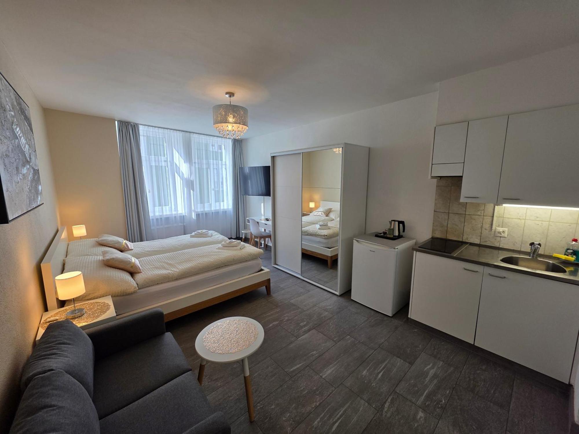 Hotel Surselva คูร์ ภายนอก รูปภาพ